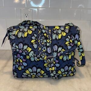 Vera Bradley Crossbody Shoulder Bag Purse Indigo Pop Quilted Messenger Bag